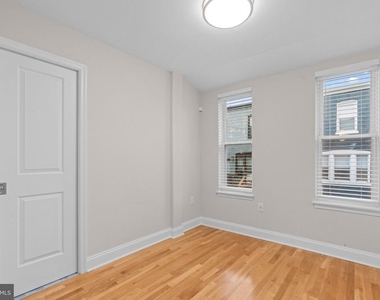 141 V Street Ne - Photo Thumbnail 17
