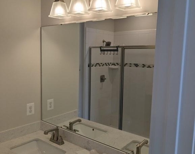 1229 Trenton Place Se - Photo Thumbnail 6