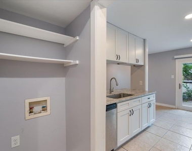 1703 Coronado Hills Dr - Photo Thumbnail 11