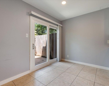 1703 Coronado Hills Dr - Photo Thumbnail 13