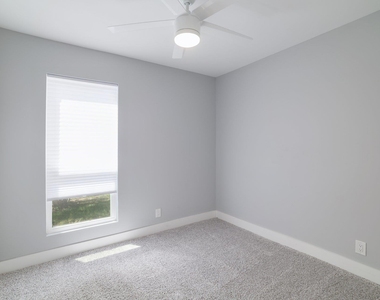 1704 Alleghany Dr - Photo Thumbnail 16
