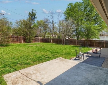 1704 Alleghany Dr - Photo Thumbnail 19