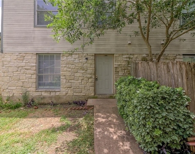 2211 Creekside Ln - Photo Thumbnail 1