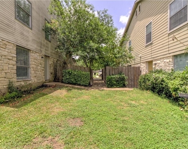 2211 Creekside Ln - Photo Thumbnail 6