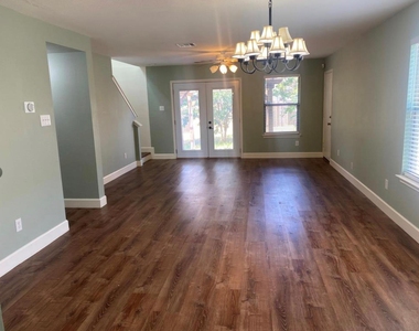 5628 War Admiral Dr - Photo Thumbnail 1