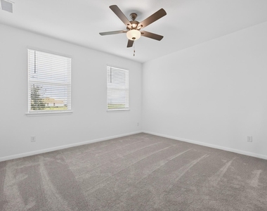 132 Christy St - Photo Thumbnail 9