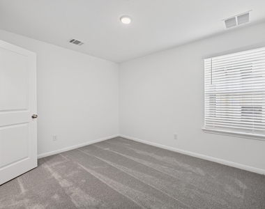 132 Christy St - Photo Thumbnail 17