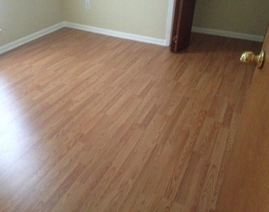 1305 Glenda Dr - Photo Thumbnail 13