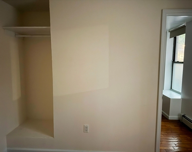 73 Pineapple Street - Photo Thumbnail 12
