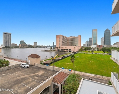 400 E Bay Street - Photo Thumbnail 24
