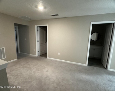 7371 Palm Hills Drive - Photo Thumbnail 20