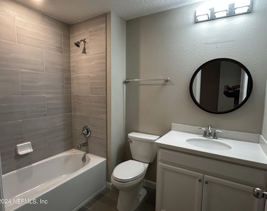 7371 Palm Hills Drive - Photo Thumbnail 50