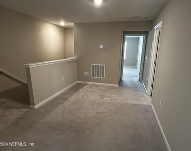 7371 Palm Hills Drive - Photo Thumbnail 42