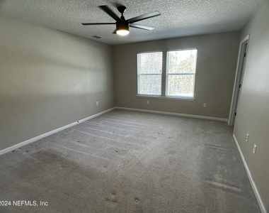 7371 Palm Hills Drive - Photo Thumbnail 27