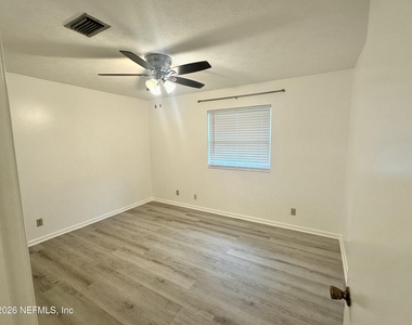 1148 Montego Road E - Photo Thumbnail 10