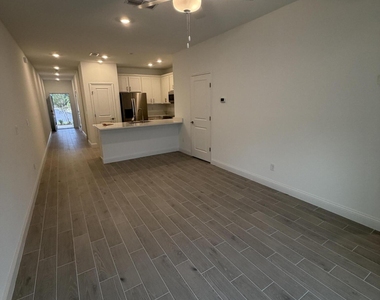 4728 Tigers Eye Court - Photo Thumbnail 13