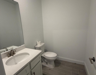 4728 Tigers Eye Court - Photo Thumbnail 14