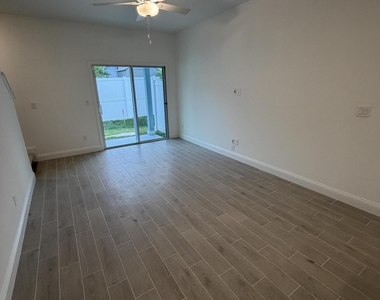 4728 Tigers Eye Court - Photo Thumbnail 11