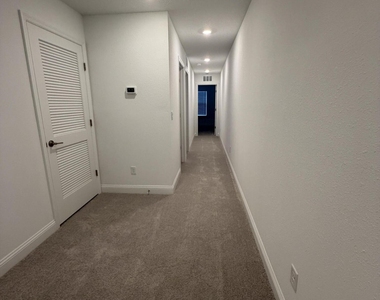 4728 Tigers Eye Court - Photo Thumbnail 16