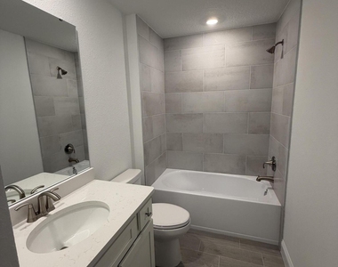 4728 Tigers Eye Court - Photo Thumbnail 24