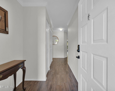 13 Arbor Club Drive - Photo Thumbnail 3