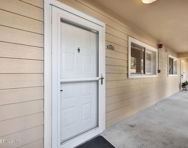 13 Arbor Club Drive - Photo Thumbnail 2