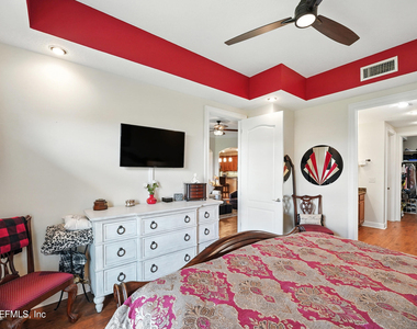 4300 South Beach Parkway - Photo Thumbnail 29