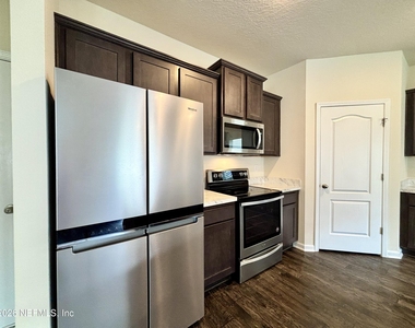 10071 Jumping Fox Lane - Photo Thumbnail 11