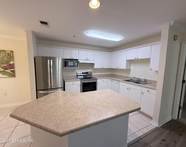 3591 Kernan Boulevard S - Photo Thumbnail 20