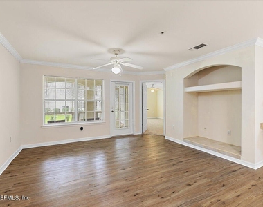 3591 Kernan Boulevard S - Photo Thumbnail 7