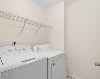3591 Kernan Boulevard S - Photo Thumbnail 12