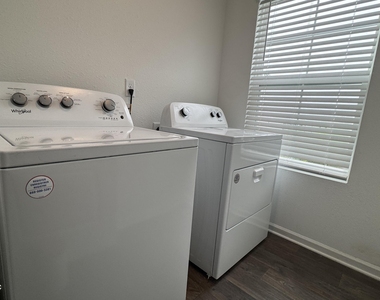 4285 Hemlock Street - Photo Thumbnail 14