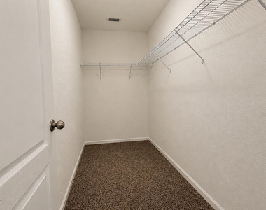 4285 Hemlock Street - Photo Thumbnail 7