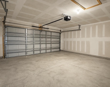 4285 Hemlock Street - Photo Thumbnail 15
