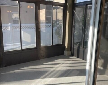 462 Roserush Lane - Photo Thumbnail 15