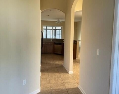 462 Roserush Lane - Photo Thumbnail 1