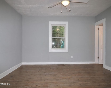 5779 Sw Carver Circle - Photo Thumbnail 7
