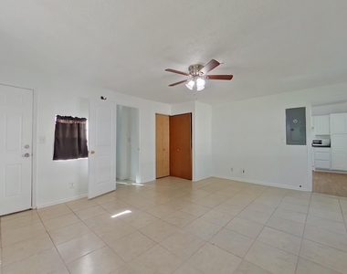 1558 Landon Avenue - Photo Thumbnail 15