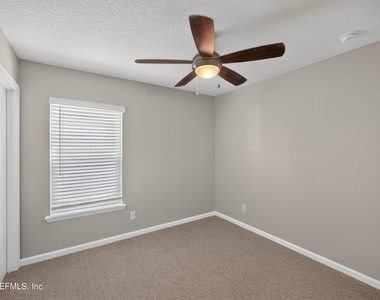 8108 Windmill Way - Photo Thumbnail 18