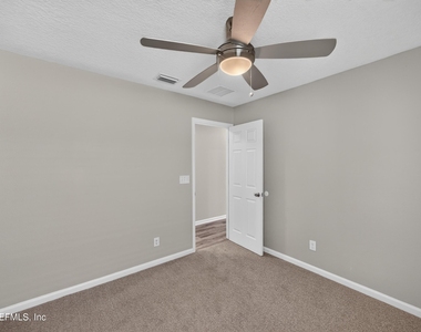 8108 Windmill Way - Photo Thumbnail 17