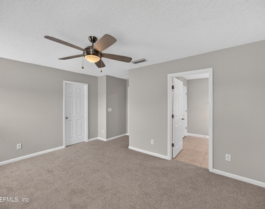 8108 Windmill Way - Photo Thumbnail 14