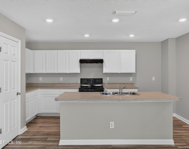 8108 Windmill Way - Photo Thumbnail 6