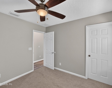 8108 Windmill Way - Photo Thumbnail 19