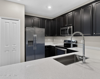 2638 Sandy Dune Drive - Photo Thumbnail 9