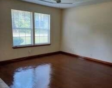 3803 Dottie Road - Photo Thumbnail 1