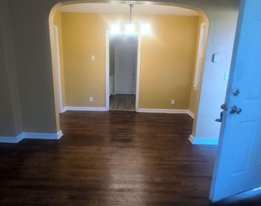 845 Bunker Hill Boulevard - Photo Thumbnail 2