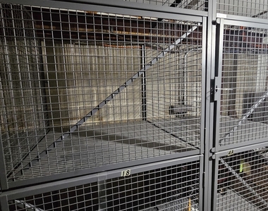 5906 N Sheridan Road - Photo Thumbnail 12