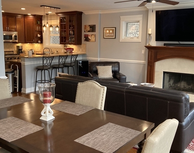 3644 N Fremont Street - Photo Thumbnail 4
