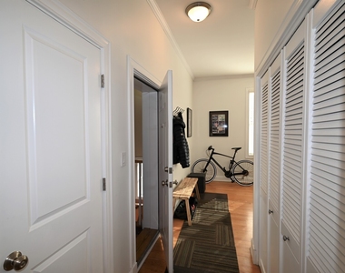 2108 N California Avenue - Photo Thumbnail 19