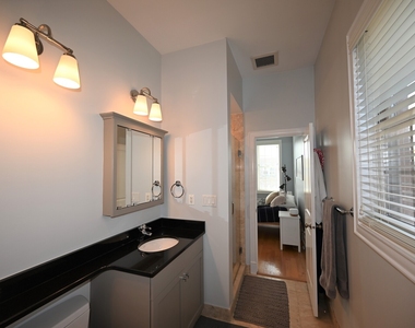 2108 N California Avenue - Photo Thumbnail 15